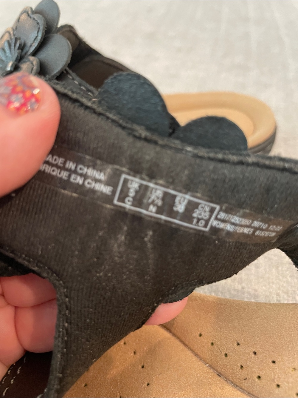Clarks Black Floral Accent Women's Sandals - Picture 6 of 6